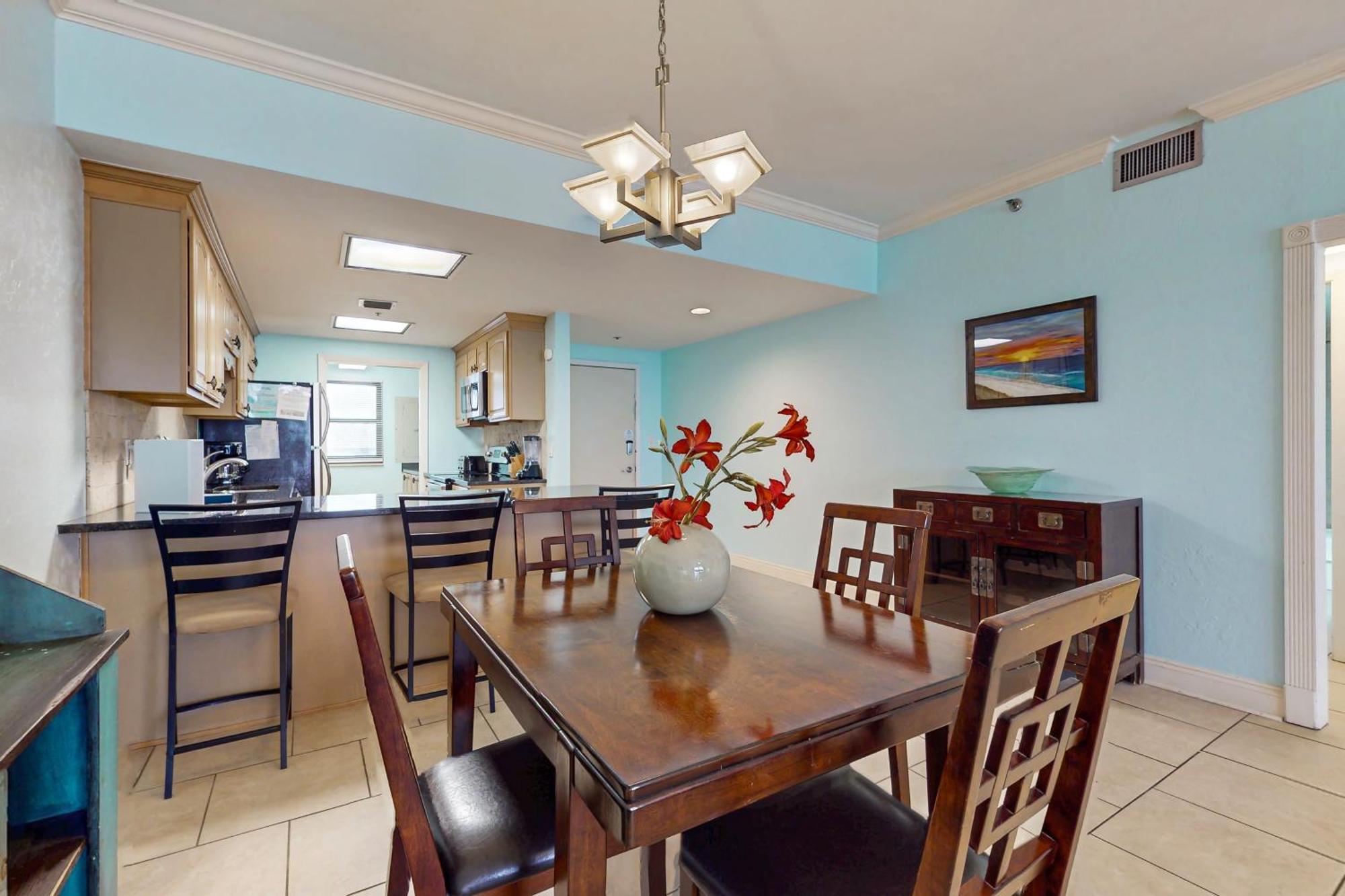 Navarre Towers Condos Phòng bức ảnh